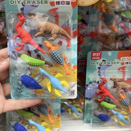 KIT BORRACHA DINOSSAURO