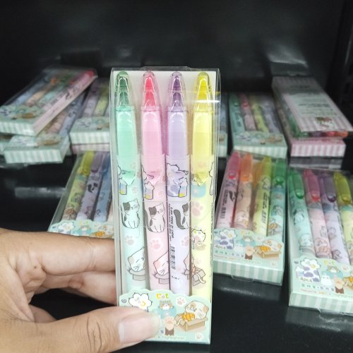 KIT 4 CANETAS COM MARCA TEXTO