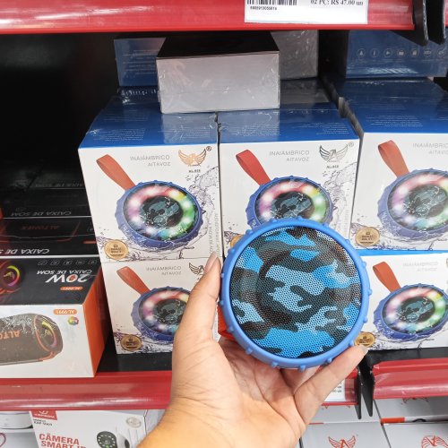 CAIXA DE SOM BLUETOOTH COM LUZ RGB Á PROVA DE ÁGUA