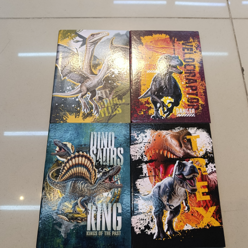 CADERNO BROCHURÃO CAPA DURA COSTURADO 96 FOLHAS DINOSAUR