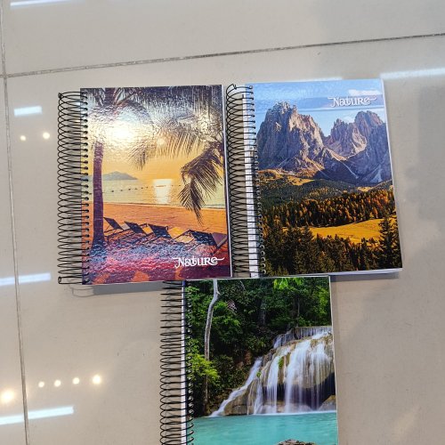 CADERNO CAPA DURA DE ARAME 400 FOLHAS NATURE