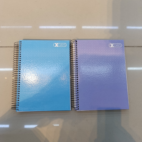 CADERNO CAPA DURA ARAMADO 200 FOLHAS DAYS