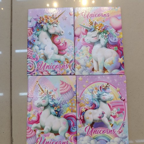 CADERNO BROCHURÃO COSTURADO PEQUENO 1/4 96 FOLHAS UNICORNS