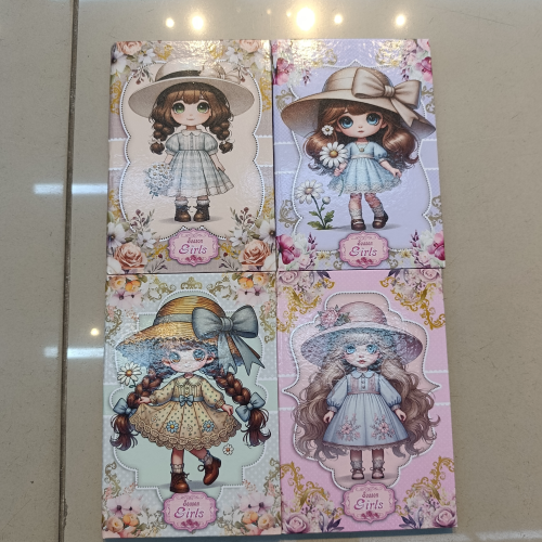 CADERNO BROCHURÃO COSTURADO PEQUENO 1/4 96 FOLHAS SEASON