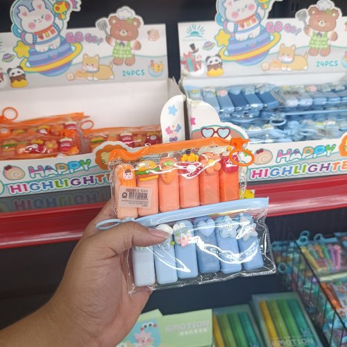 Conjunto de mini marca texto monocromático