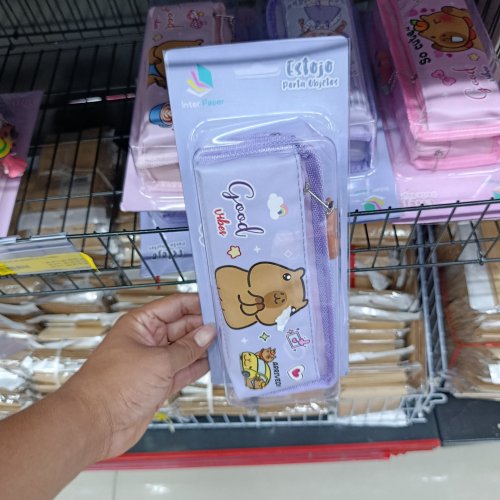 Estojo porta objetos capivara