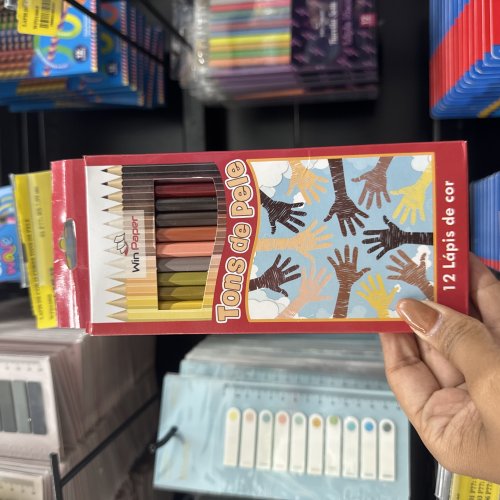 LÁPIS DE COR 12 CORES TONS DE PELE