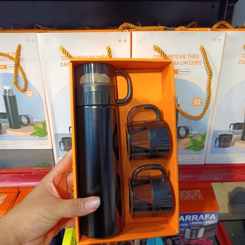 Conjunto de garrafa 500ml com 3 xícaras