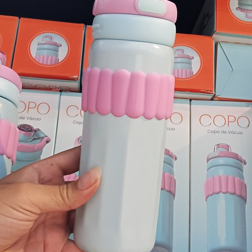 Garrafa térmica com borracha anti derrapante 550ml