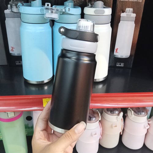 Garrafas térmica com alça