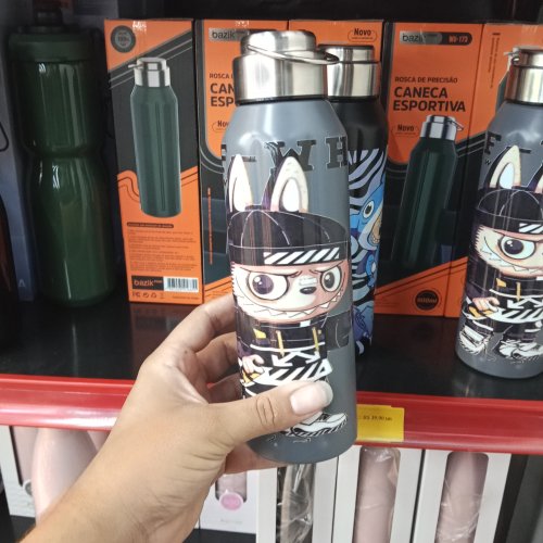 Garrafa labubu 900ml