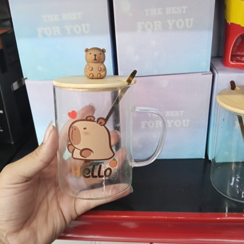 Xícara de vidro com colher e tampa capivara 400ml