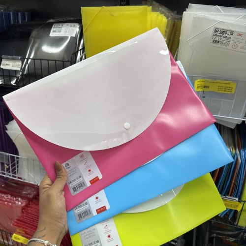 PASTA ENVELOPE DE PLÁSTICO COM BOTÃO