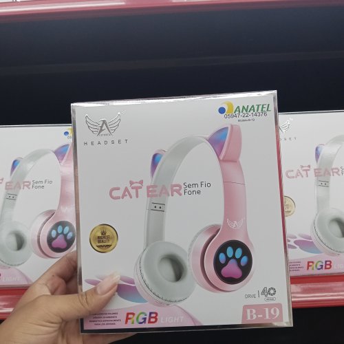 Fone com arcor em formato de gatinho