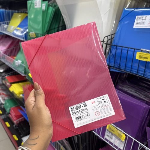 PASTA DE PLÁSTICO VERMELHA 
245mmX183mm