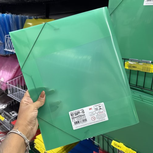 PASTA DE PLÁSTICO VERDE 
332mmx232mm